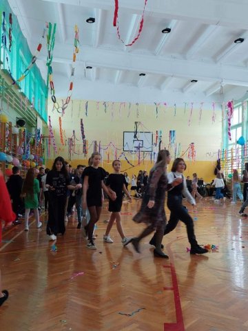 b_1024_768_0_00_images_2022_2023_Wydarzenia_zabawa_329002077_1953215298350090_8856341410814888050_n